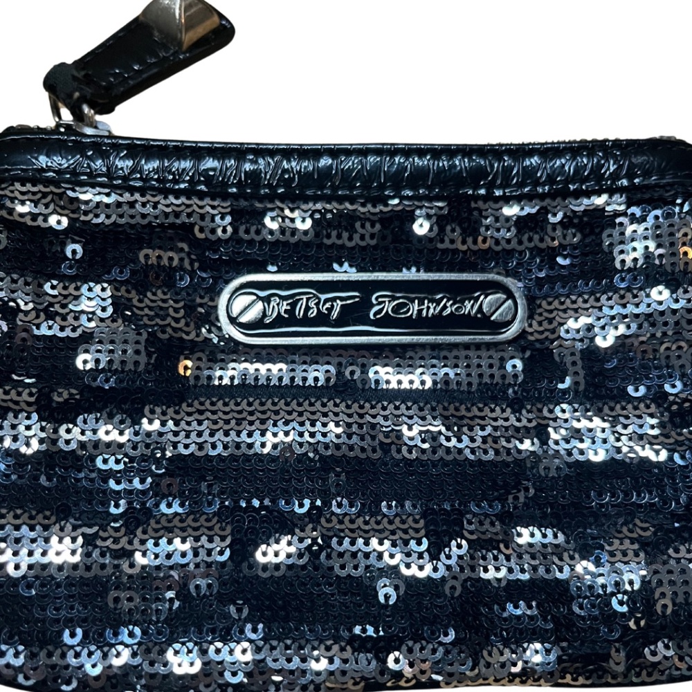 Vintage Early 2000’s betsey johnson sequin zip clutch wallet black and silver